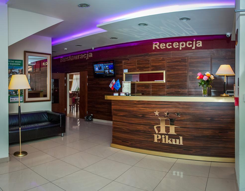 Hotel Pikul Pulawy Ngoại thất bức ảnh