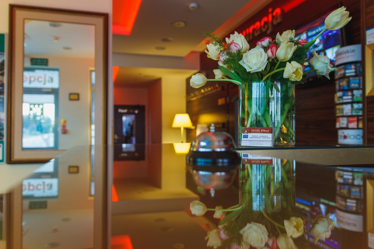 Hotel Pikul Pulawy Ngoại thất bức ảnh